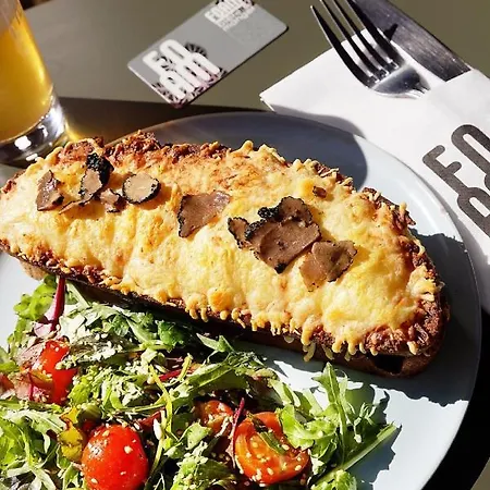 Du Pin Port 3* ניס