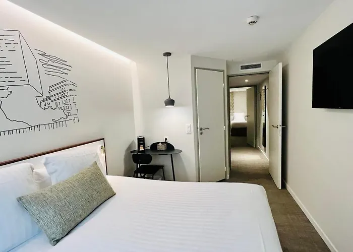 Du Pin Port Hotel 3*