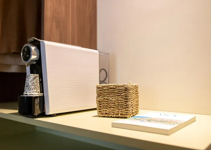 ホテル Du Pin Port ニース