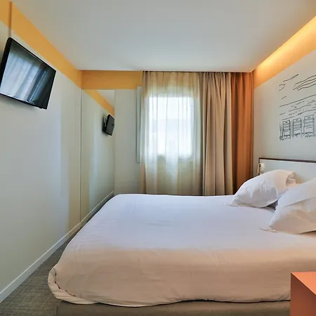 Hotel Du Pin Port 3*