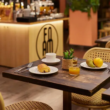 Du Pin Port Hotel 3*