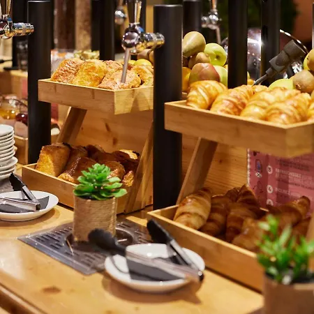 Du Pin Port Hotel Niza